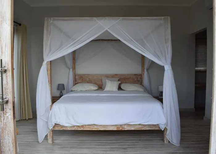 Villa Reva Bali Temukus