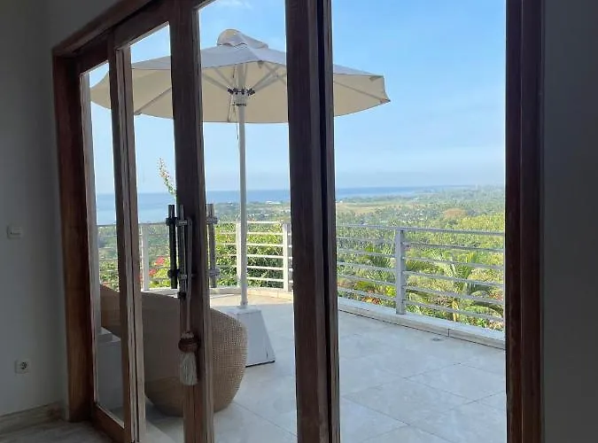 Reva Bali Villa Temukus